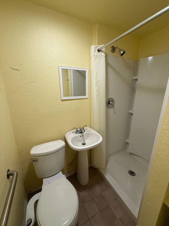 Building Photo - 1608 Rockrose Rd