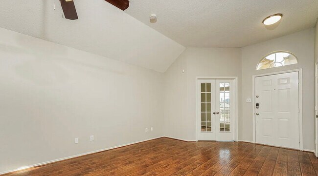 Building Photo - 1724 Green Terrace Dr