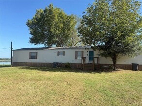Building Photo - 14 Walnut Bend