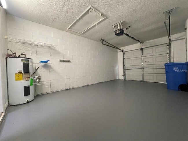 Building Photo - 18302 Aintree Ct