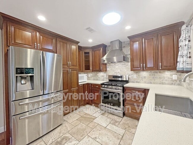 Building Photo - 153 Noyo Dr