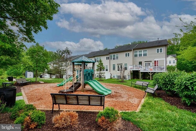 Building Photo - 1639 Whitehall Dr