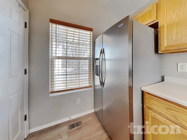 Building Photo - 11817 Columbine St