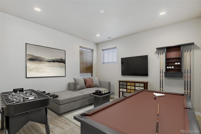 Building Photo - 5 BR/4BA | Newly Renovated Single Family Home | 1-Car Garage Parking | Community Pool!