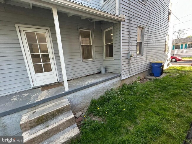 Building Photo - 123 Keystone Ave
