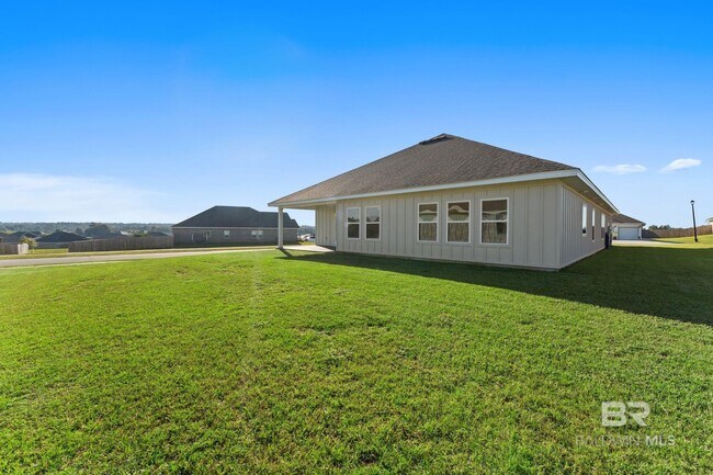 Building Photo - 21121 Yosemite Blvd