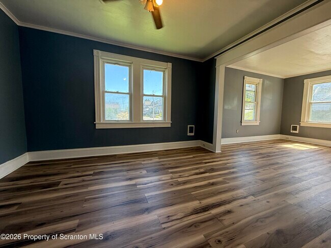 Building Photo - 1706 Prospect Ave