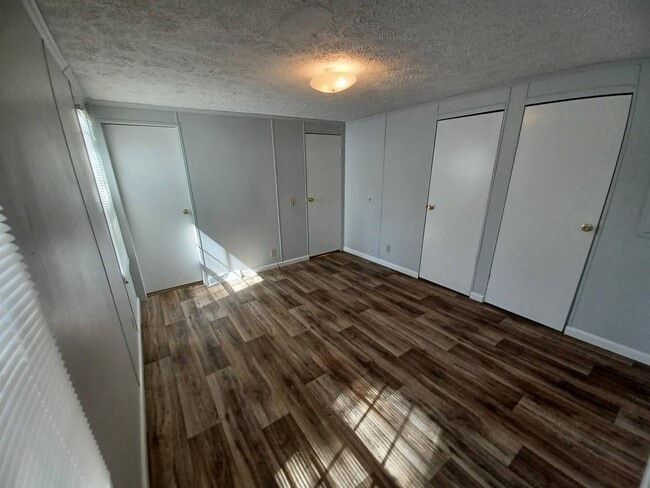 Building Photo - 113 Dogwood Dr