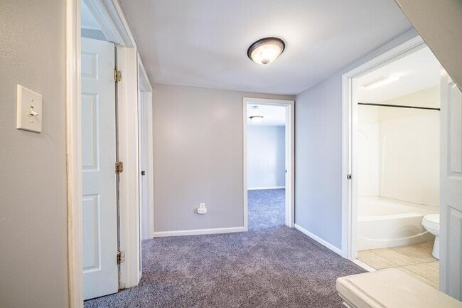 Building Photo - 441 1st Ave