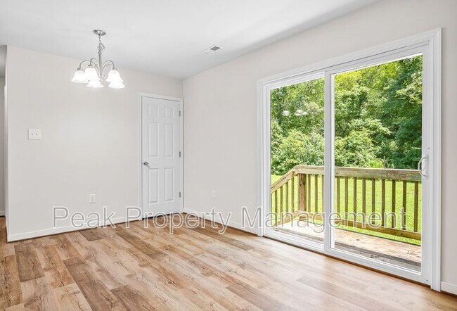 Building Photo - 8518 Kingsland Pk Dr