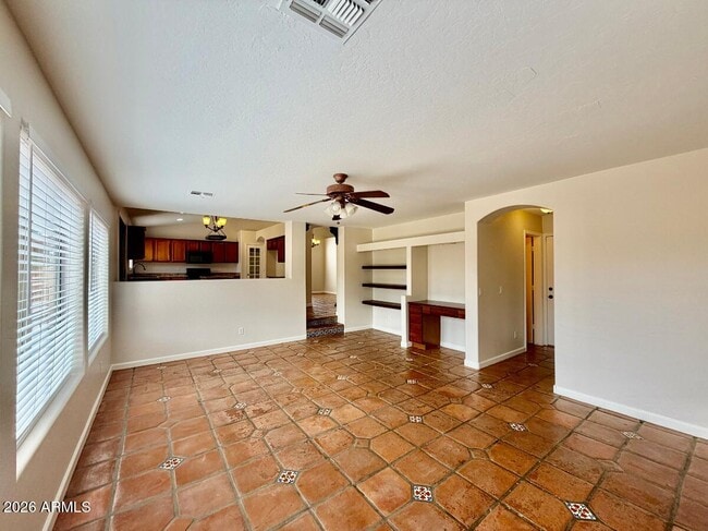 Building Photo - 6423 W Villa Linda Dr