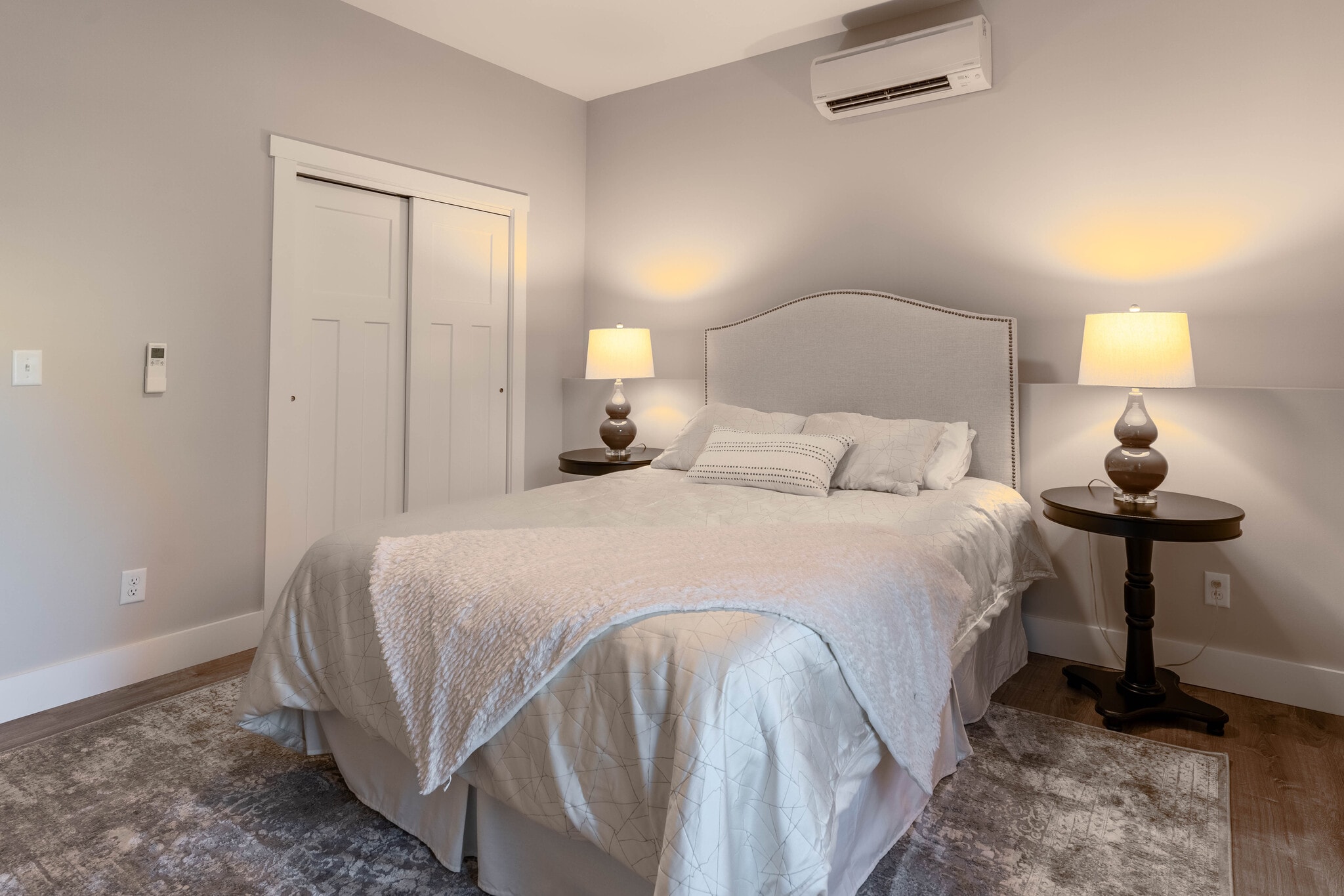 Bed B - 10-100 Laurel Loop