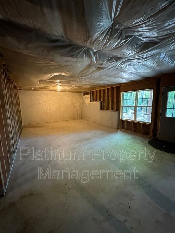 Building Photo - 3225 Landingview Ct
