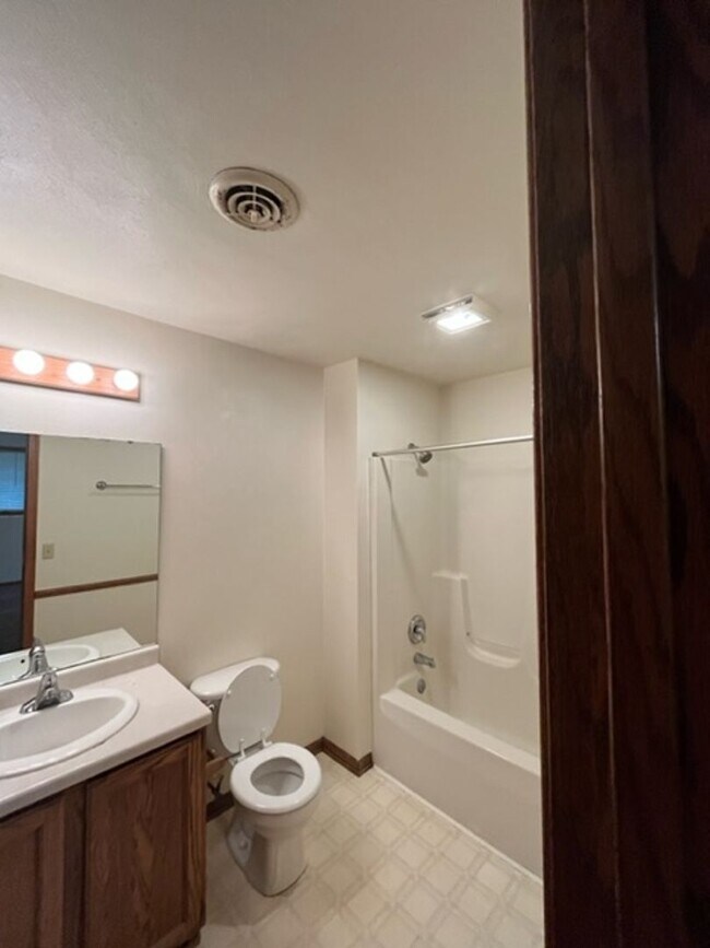 Building Photo - 291