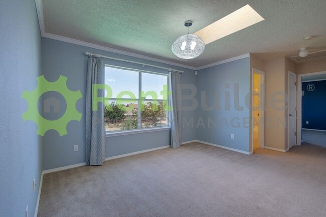 Building Photo - $MOVE IN SPECIAL PRICING$ 999.00 FIRST FULL MONTHS RENT.