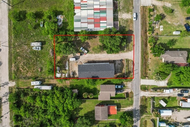 Building Photo - 316 20th St