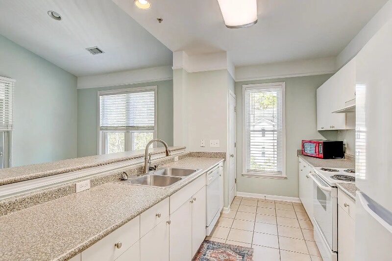 Building Photo - 2233 Egret Crest Ln