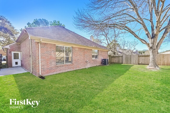 Building Photo - 18226 Auburn Woods Dr