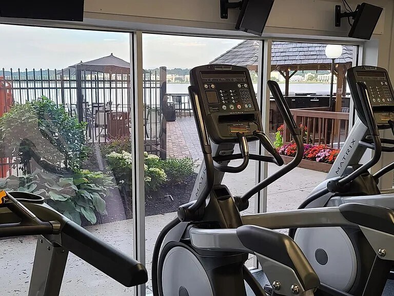 Building Photo - 501 Slaters Ln