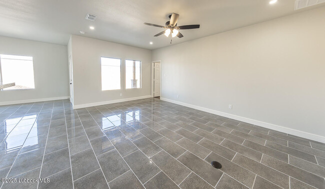 Building Photo - 1808 Ross Ave
