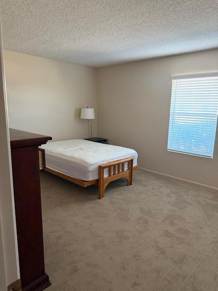 Building Photo - 9209 W Glen Oaks Cir N