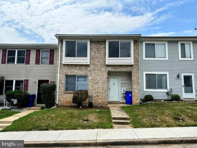 Building Photo - 8388 Revelation Ave