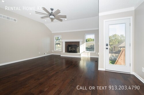Building Photo - 582 W Layton St