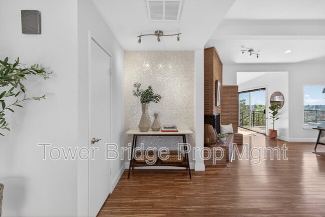 Building Photo - 3937 Orangewood Dr