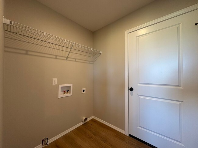 Building Photo - Brand New Home!!