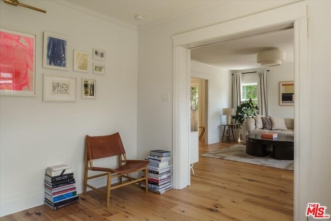 Building Photo - 1130 El Paso Dr