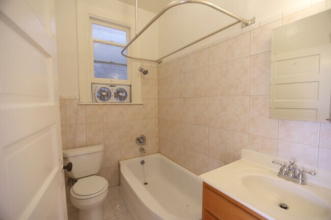 Building Photo - 20-24 Cumberland St