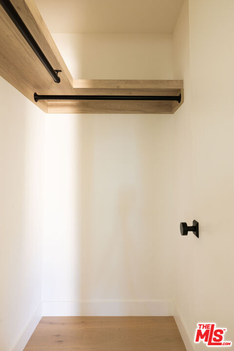 Building Photo - 1020 Manzanita St