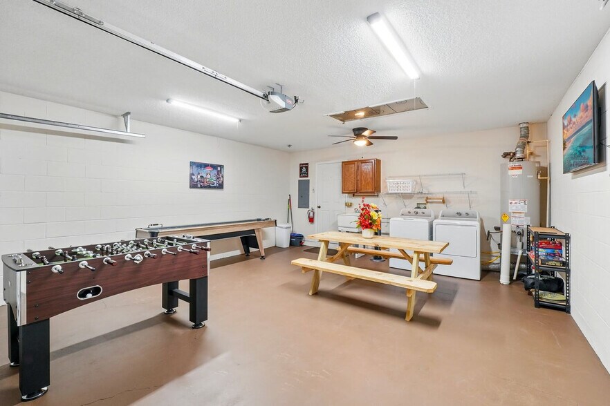 Building Photo - 15013 Margaux Dr