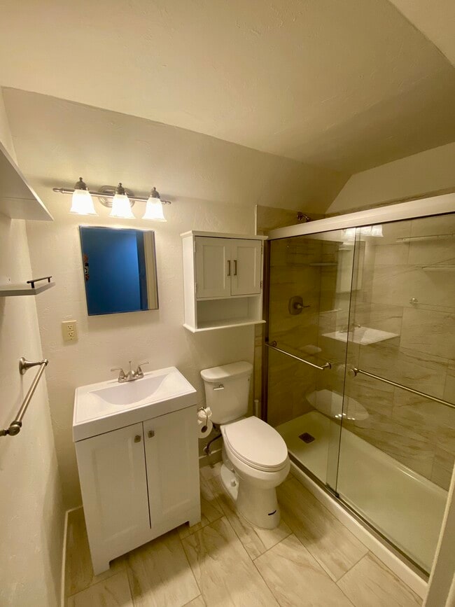 Building Photo - 2338 Hearth Dr