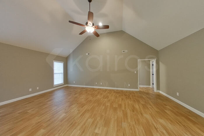 Building Photo - 94 Old Orchard Rd