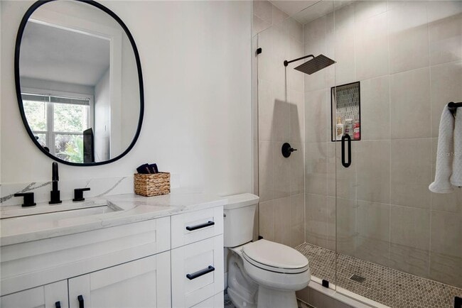 Building Photo - 4919 N Nebraska Ave