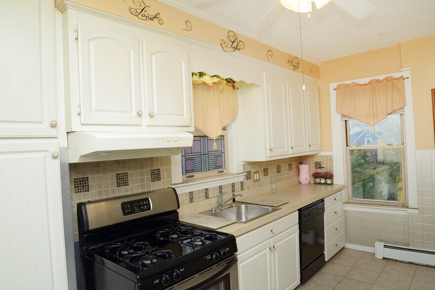 Building Photo - 25 Baltimore St