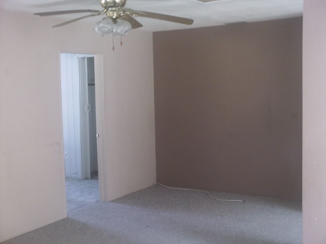 Building Photo - 1328 Illinois Ave