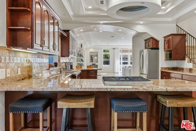 Building Photo - 23135 Dolorosa St