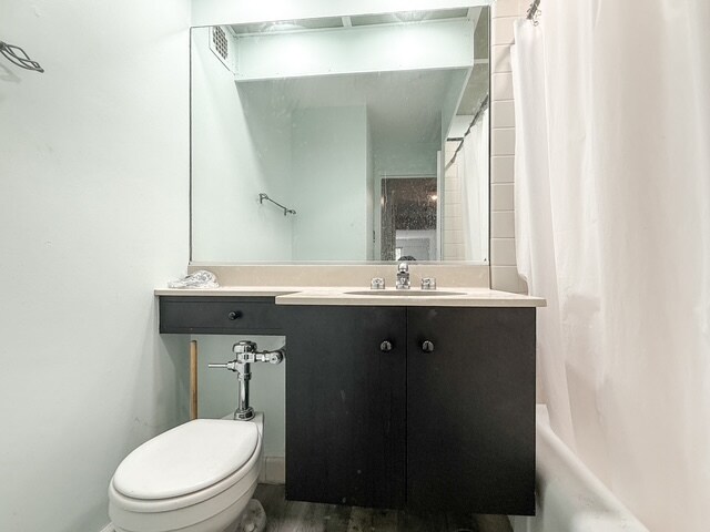 Building Photo - 708 W Bittersweet Pl