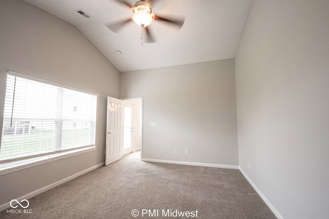 Building Photo - 19496 Prairie Crossing Dr