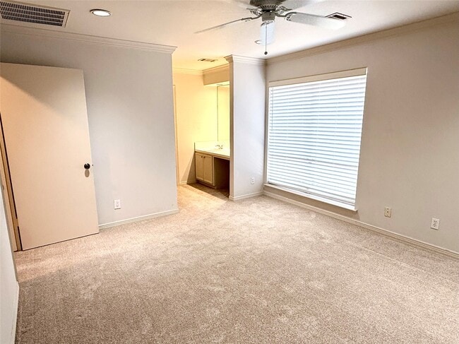 Building Photo - 1611 Potomac Dr