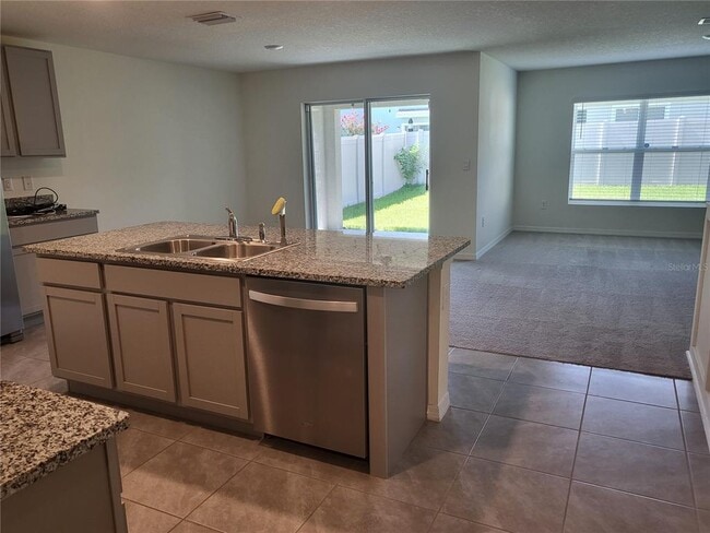 Building Photo - 38336 Sonnet Landing Ave