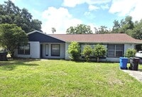 Building Photo - 2 bedroom 1 bath - Move in special
