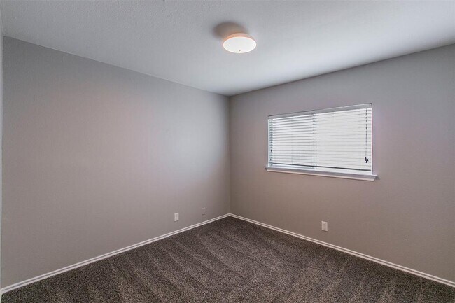 Building Photo - 2645 Andres Way