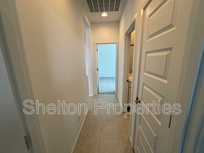 Building Photo - 14930 W Buckskin Trl
