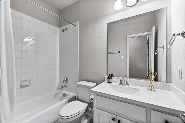 Building Photo - 5117 Ember Pl
