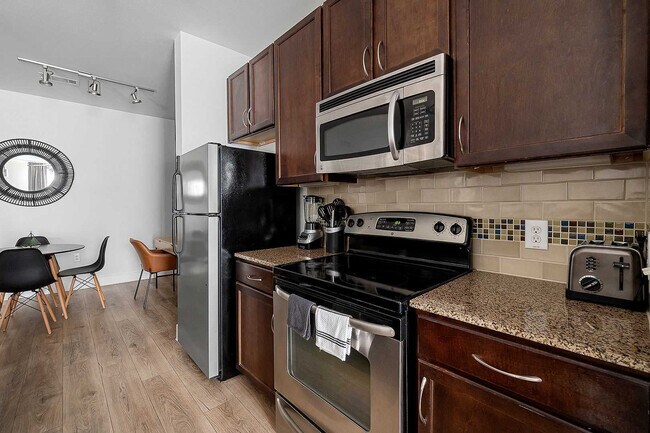 Building Photo - 13005 Meandering Way