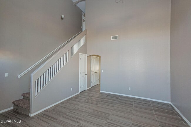 Building Photo - 12918 Clevedon St