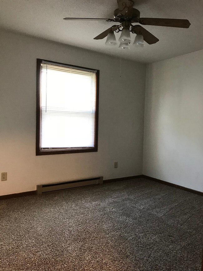 Building Photo - 2622 Nelson Drive, Unit 6